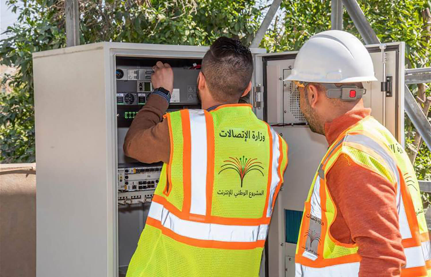 أحدث معدات الألياف الضوئية - تقنية FTTH في العراق